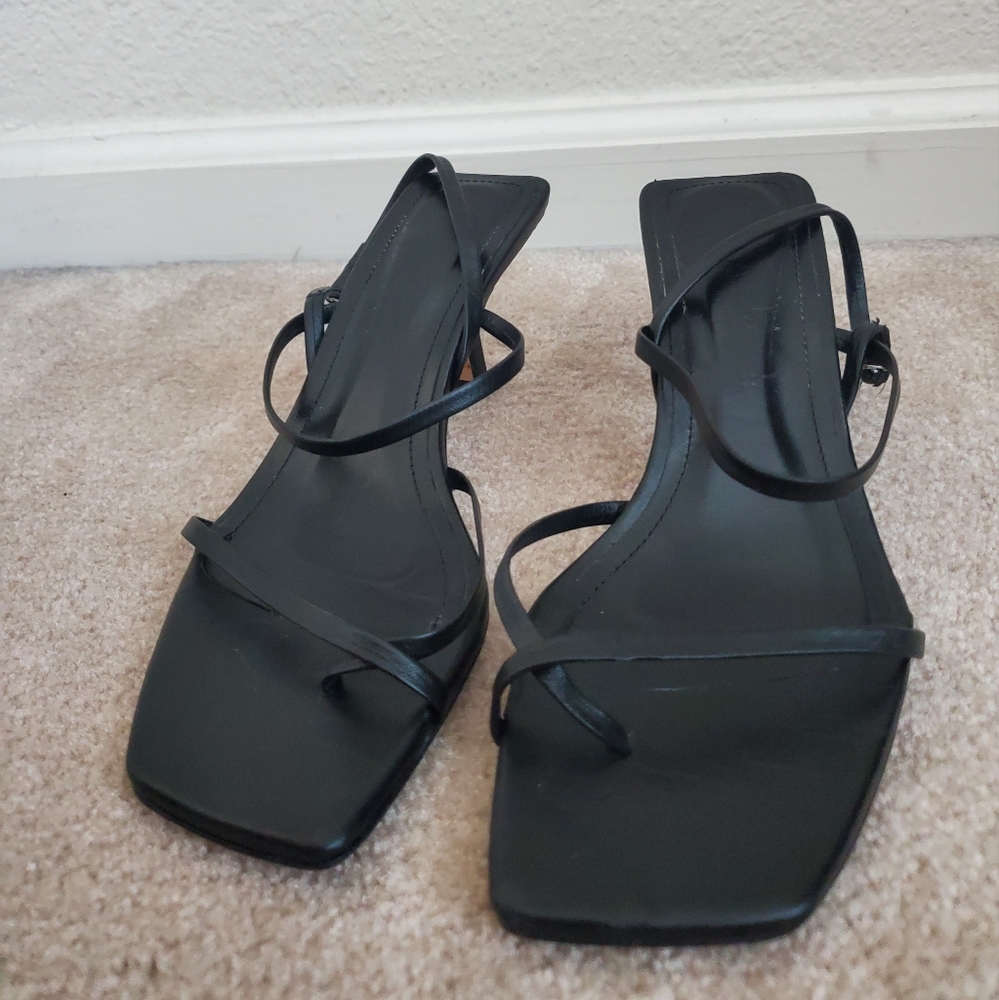 Zara black heeled sandals